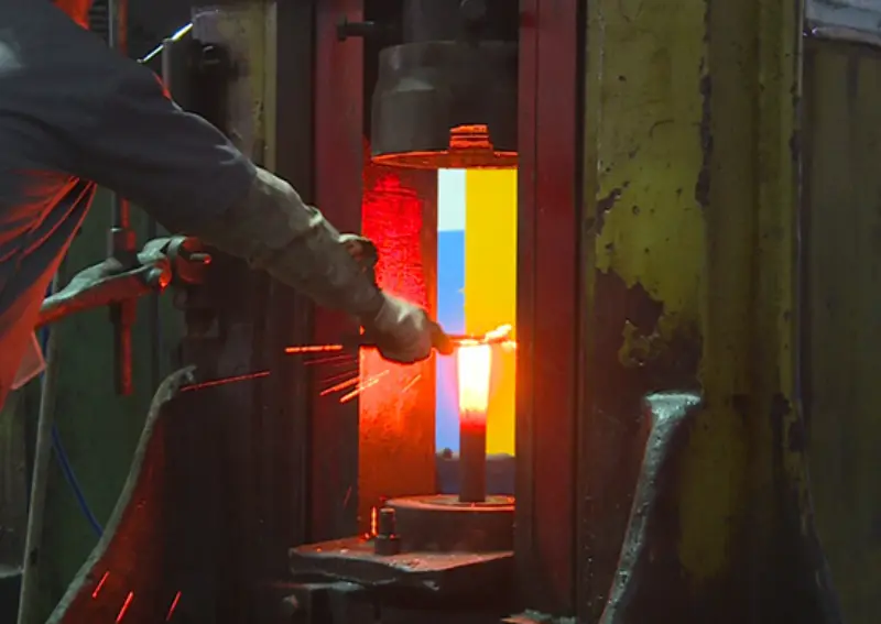 DIN 6926 hex flange lock nut hot forging manufacturing process